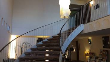 内部エントランス / 2