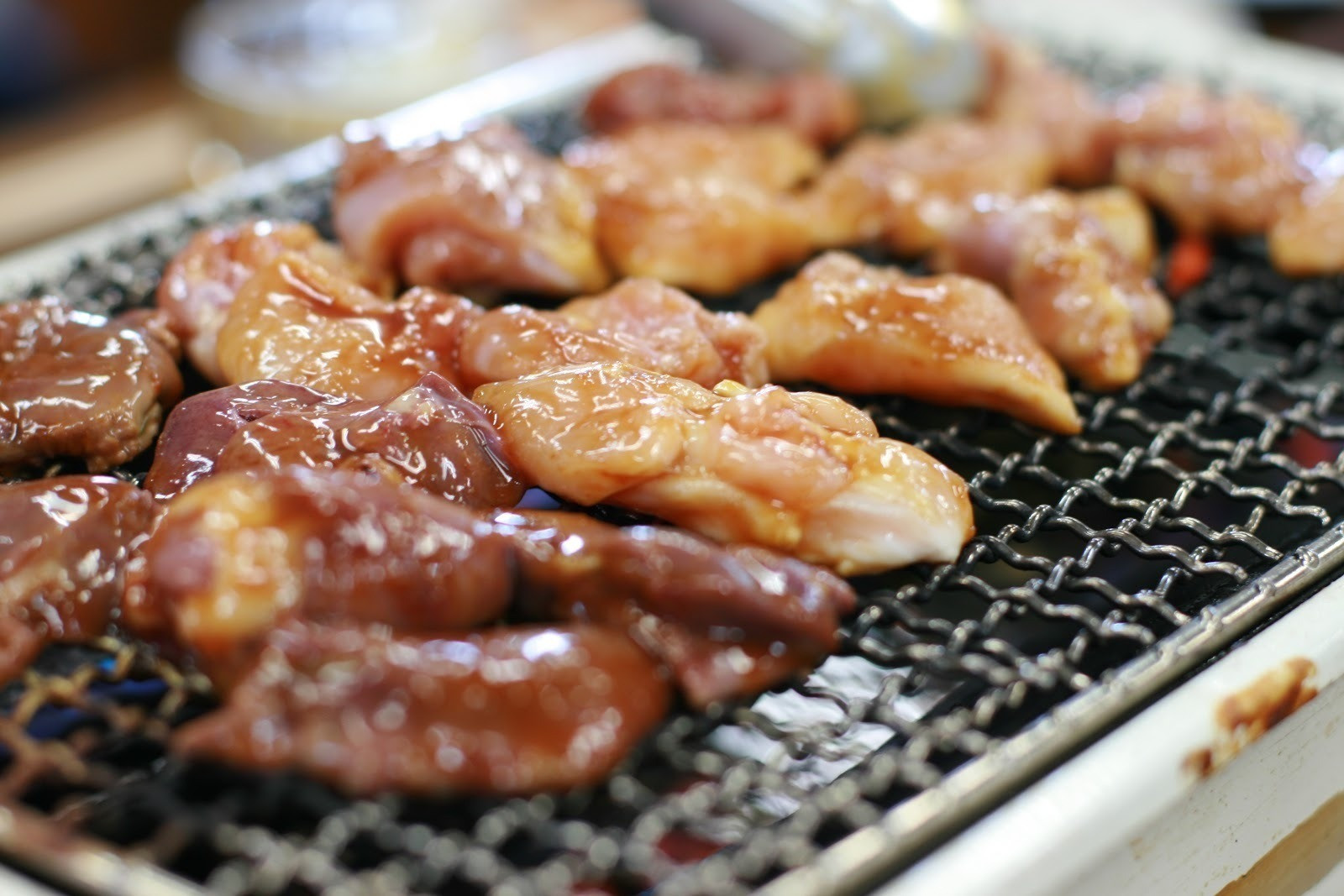 松阪名物 B級グルメ 国産 鶏焼肉(味噌) 若鶏 200g×5 合計1kg - 肉類
