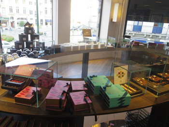 「PIERRE MARCOLINI」 内観 31031213 