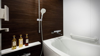 デラックス ツイン with ソファベッド & バスタブ 禁煙/ホテルから金閣寺・嵐山など京都の観光スポットへシャトルバス毎日運行中!(事前予約制)