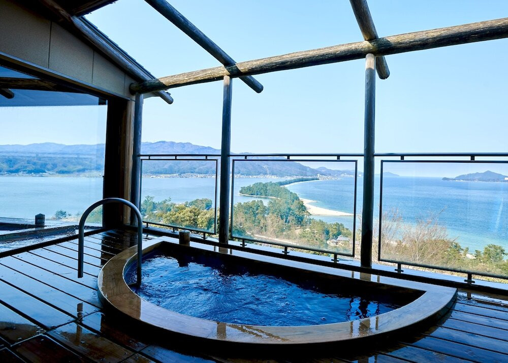 オーシャンビューの高級旅館で優美なひとときを4007603