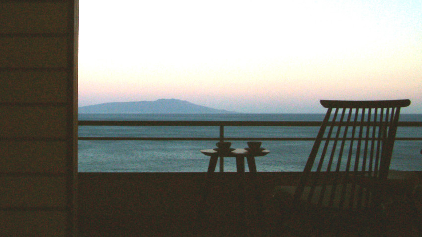 2. 伊豆大島の正面！観光も楽しめるロケーションの「熱川館」4241244