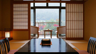 【最上階】☆渓谷沿いの12畳 [和室] [禁煙]