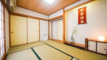 客室 / 3