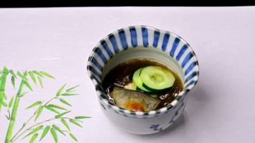 食事・飲み物 / 3