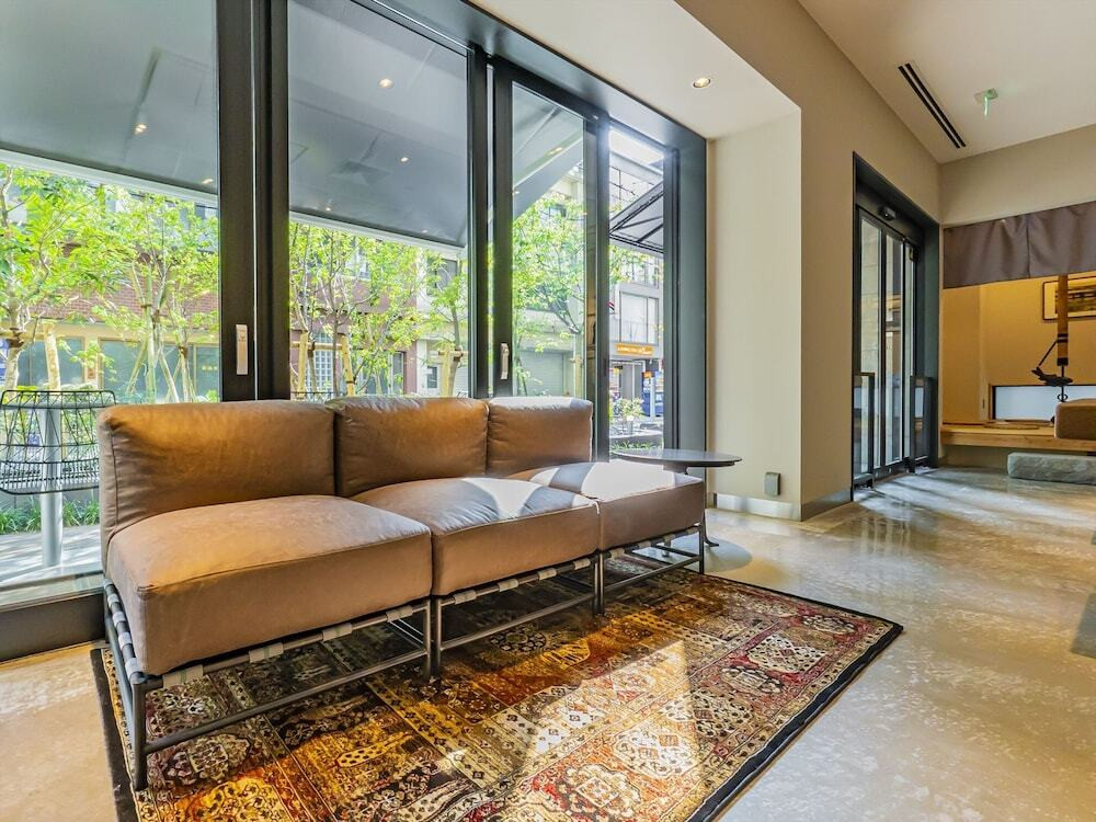 ロビーラウンジ