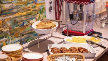 食事・飲み物 / 2