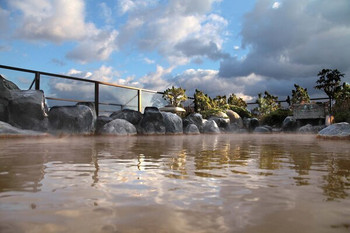 湯の川温泉をリーズナブルに満喫しよう3631908
