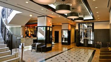 内部エントランス / 2