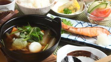 食事・飲み物 / 1