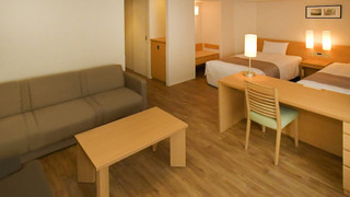 デラックス ツインルーム ソファベッド＆エキストラベッド付 禁煙