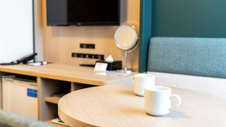 ルーム クイーンベッド 1 台 禁煙