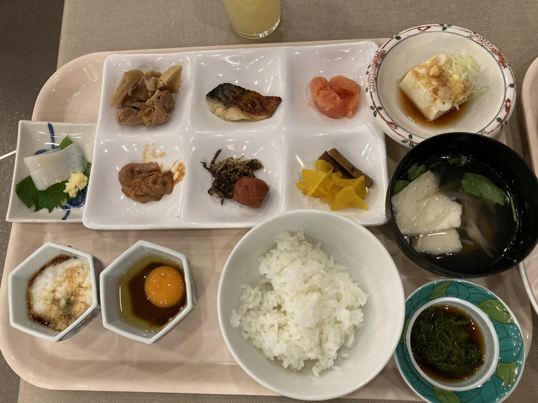 朝食は思ったより美味しかったです