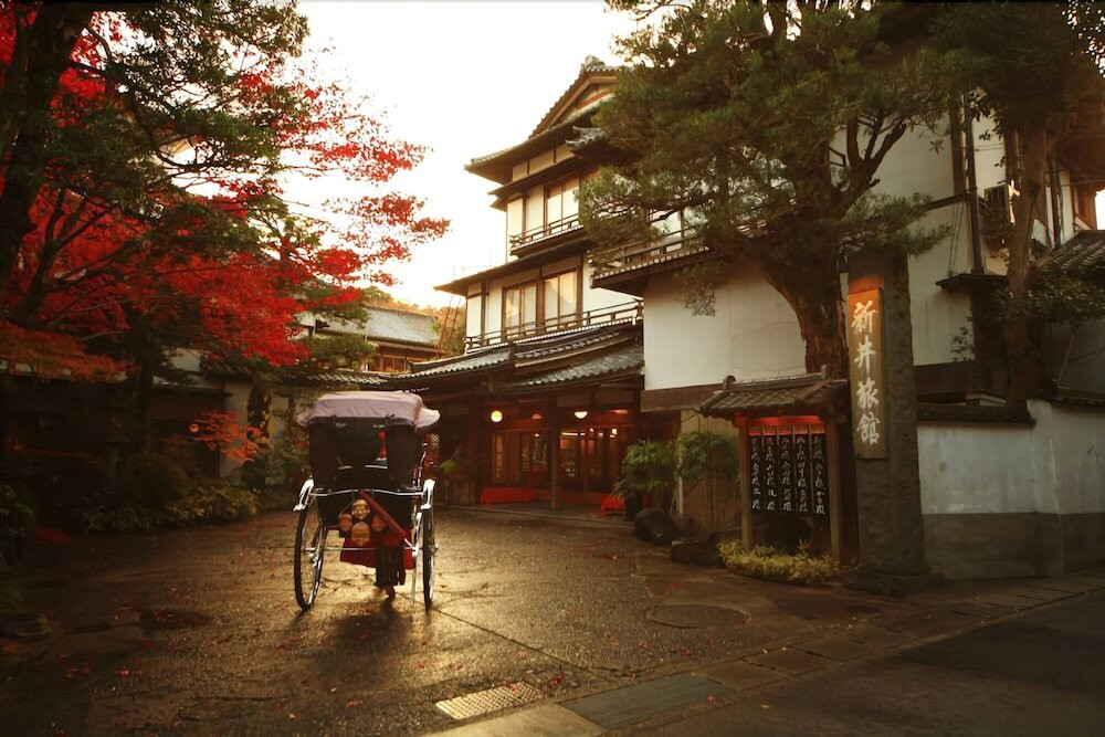 文人墨客を魅了した宿で恋物語を想像3481213