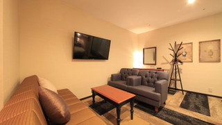 エグゼクティブツイン 禁煙  (エキストラソファーベッドは5名利用からのみ提供)