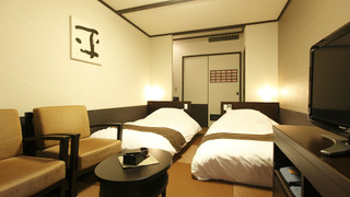 和風ツイン◆ベッドorマットレス2台(2名定員）21平米