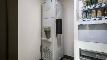 施設内の設備 / 1