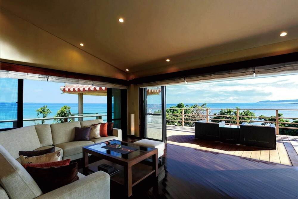 ワールド・ラグジュアリーホテル・アワード（海辺の高級ホテル部門）2年連続アジア大陸賞受賞ホテル3500183