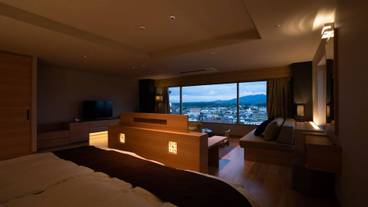 ラグジュアリージュニアスイート / 4