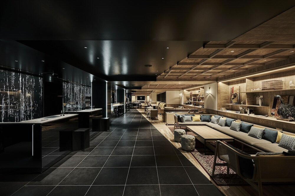 キャンバスラウンジ①