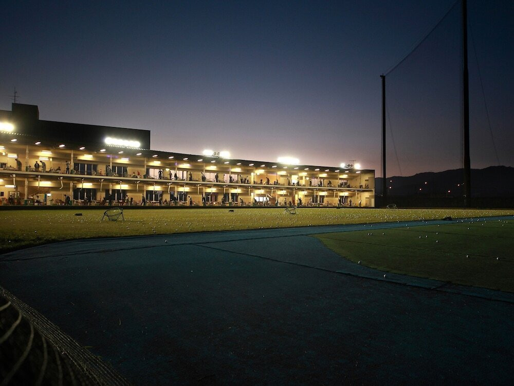 屋内ゴルフ練習場