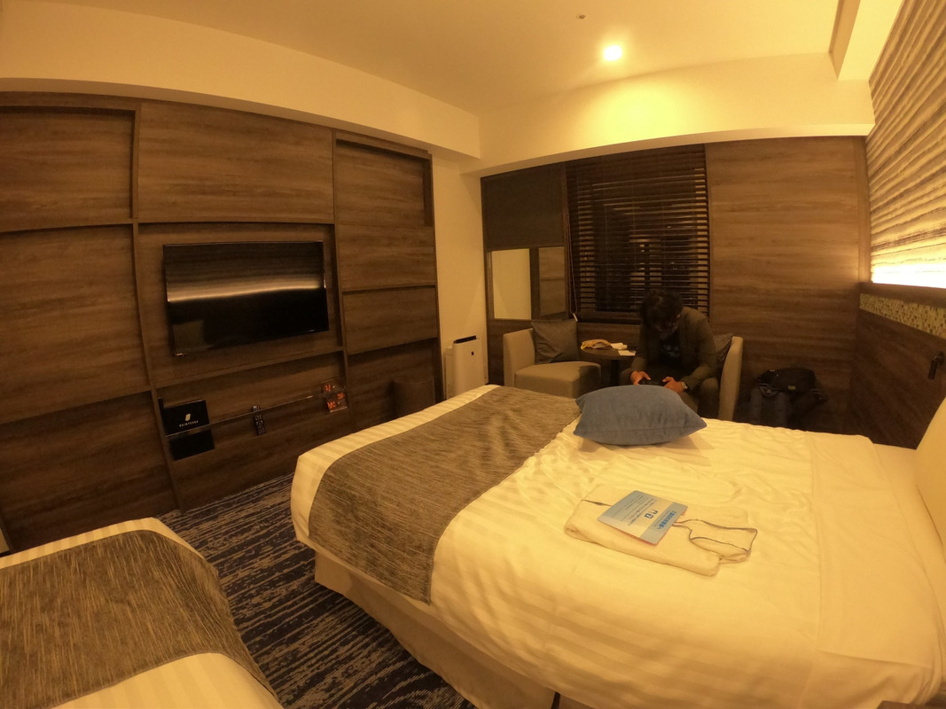 スーツケースをらくらく広げれます。おしゃれな内装