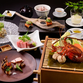 心まで満たされる熊野のお料理3713671