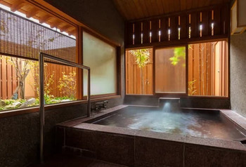 湯巡り三昧できちゃう♪バイキングもうれしいお宿4254322