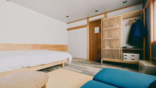 スタンダード ダブルルーム マウンテンビュー 禁煙 (共用バスルーム)