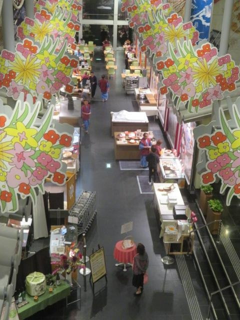 食事会場のレストラン川長