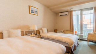 ツインルーム 禁煙 (バルコニーでのみ喫煙可)