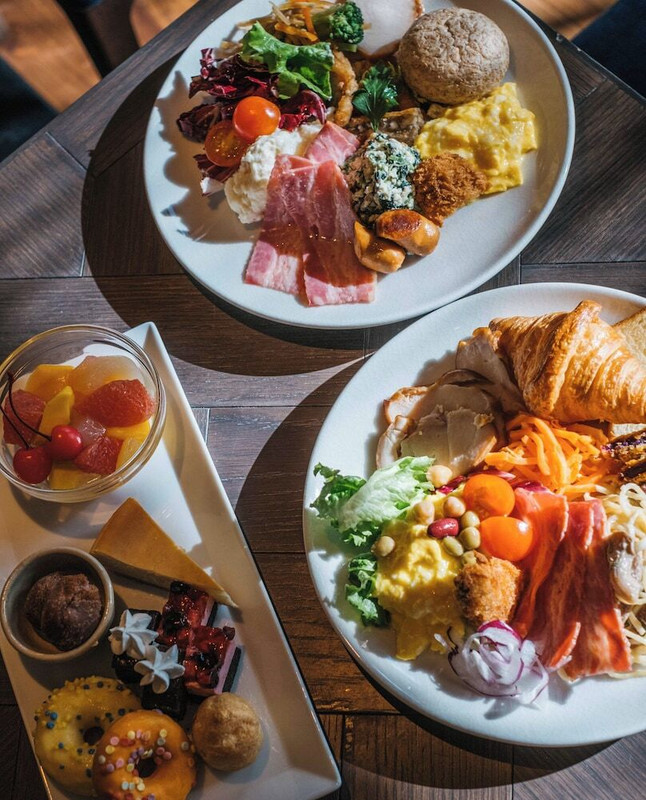 朝食ビュッフェ(3)