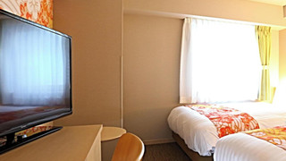 ツイン [20sqm ベッド幅110cm/2台]