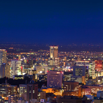 札幌駅の上から眺める札幌の夜景!3394030