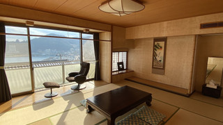 201個室　液晶ＴＶあり、和室　スーペリア、共用バスルーム、オーシャンビュー 禁煙