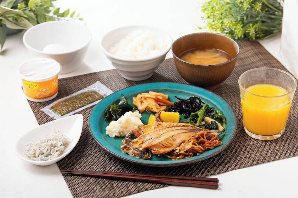 朝食