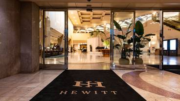 内部エントランス / 2