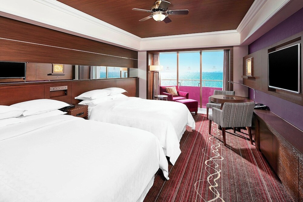 年中楽しめる温水プール＆夏季限定ナイトプールでリゾート気分を満喫♪3530055