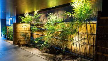 内部エントランス / 2