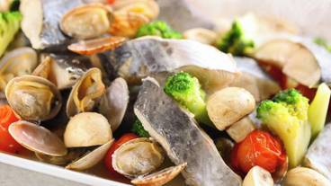 食事・飲み物 / 16