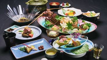 食事・飲み物 / 11