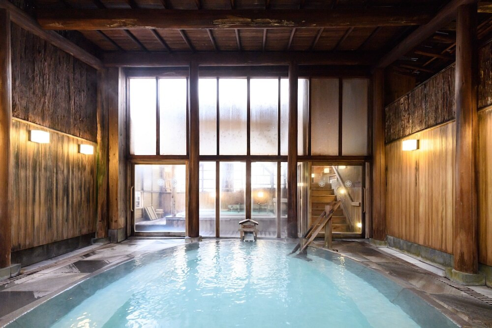 館内は全て畳敷き！トイレが2つある76㎡の客室で快適3951845