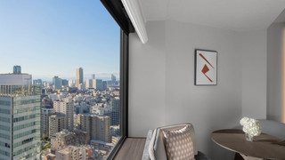 クラシック ルーム キングベッド 1 台 クラブラウンジ利用可 (Bath)