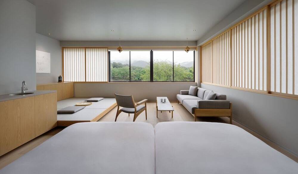 ジュニアスイート / 1