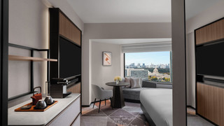 プレミアム ルーム キングベッド 1 台 クラブラウンジ利用可 (Bath)