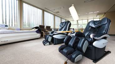 休憩処 マッサージチェア / 7