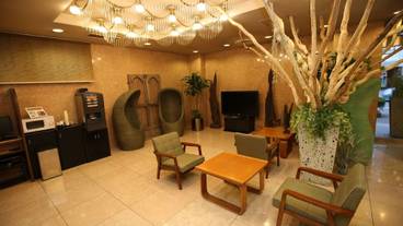 ロビー応接スペース / 5