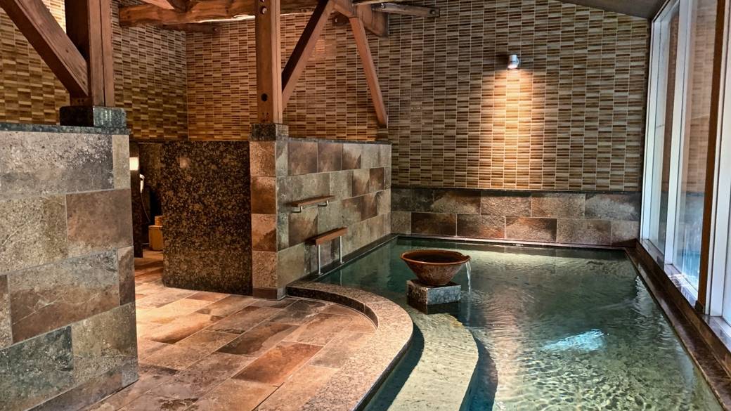 内湯「陶温の湯」 / 2