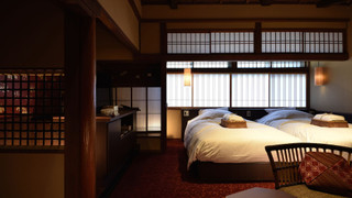 銀朱(京町屋ツイン風和室)