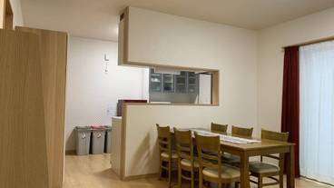 客室内のダイニングエリア / 4